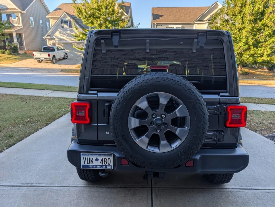 2018 Jeep JL Wrangler - Image 4 of 21