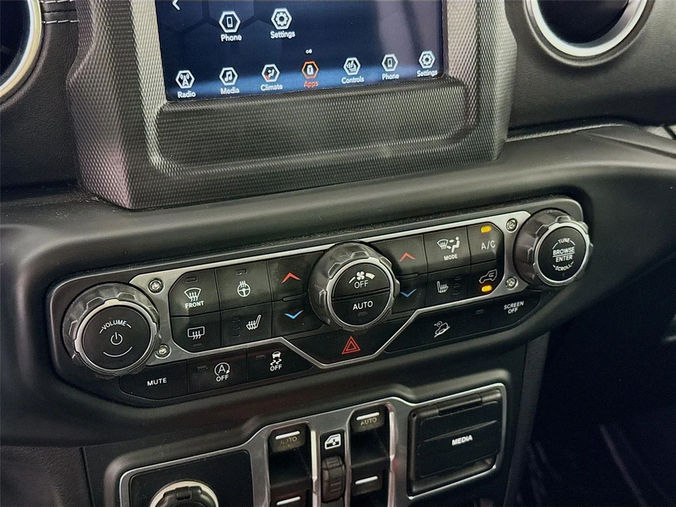 2018 Jeep JL Wrangler - Image 15 of 21