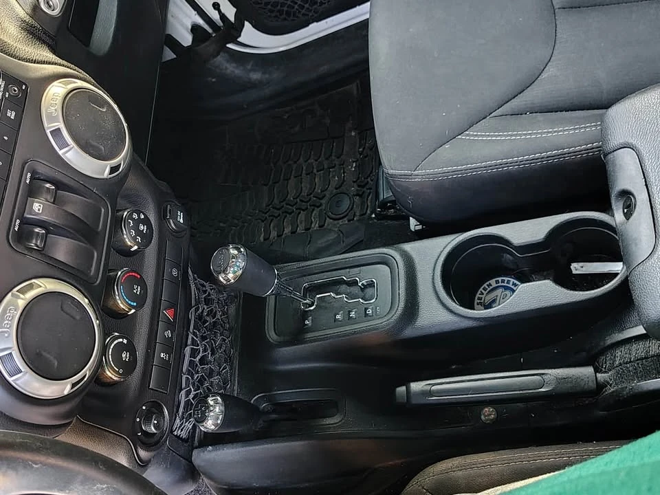 2018 Jeep JK Wrangler - Image 9 of 14