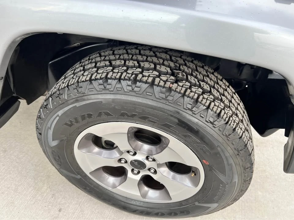 2018 Jeep JK Wrangler - Image 17 of 17