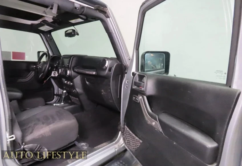 2018 Jeep JK Wrangler - Image 14 of 31