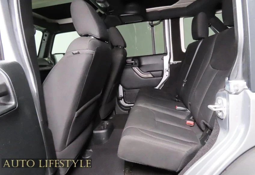2018 Jeep JK Wrangler - Image 25 of 31