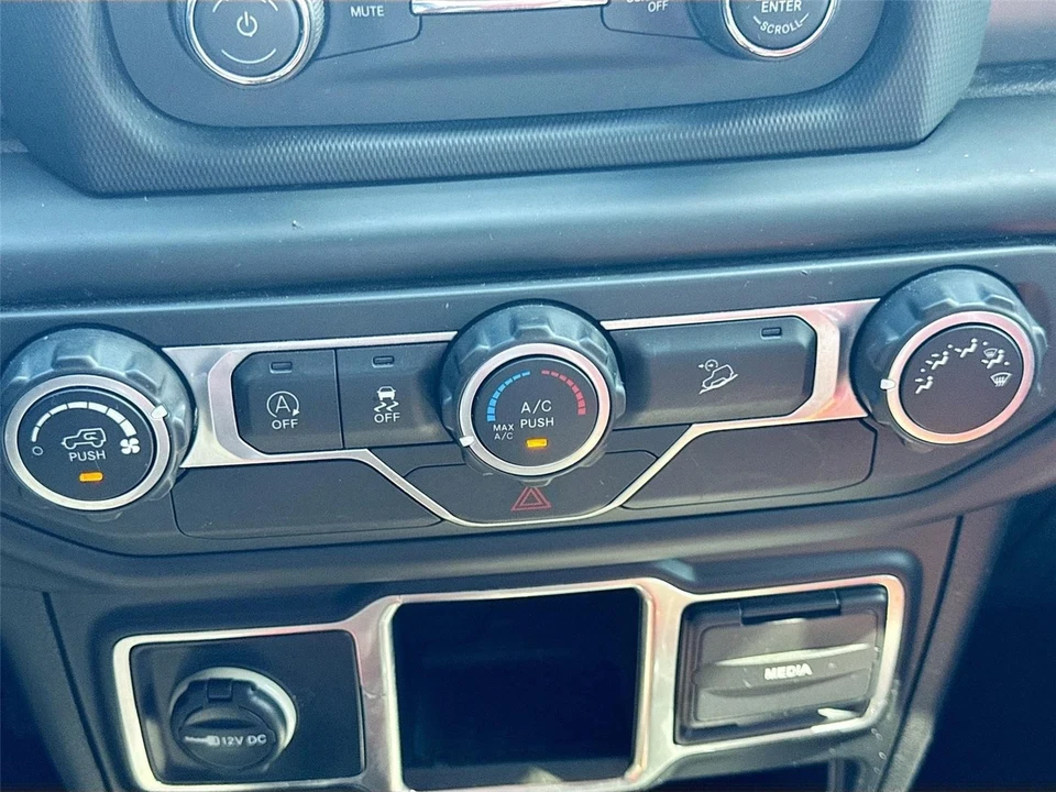 2018 Jeep JK Wrangler - Image 15 of 21