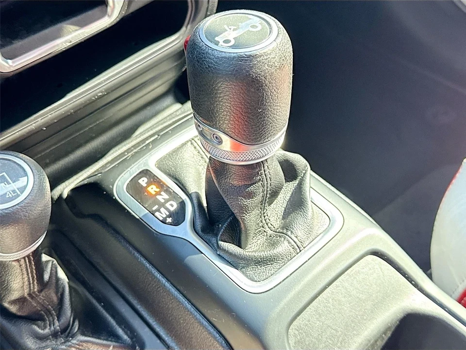2018 Jeep JK Wrangler - Image 16 of 21