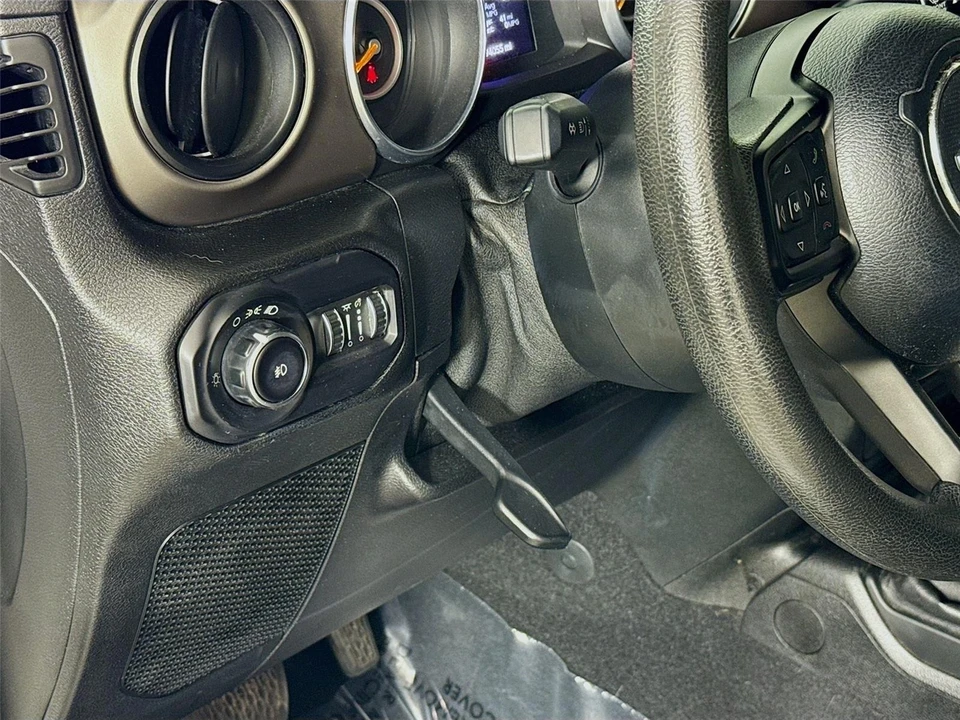 2018 Jeep JL Wrangler - Image 10 of 21