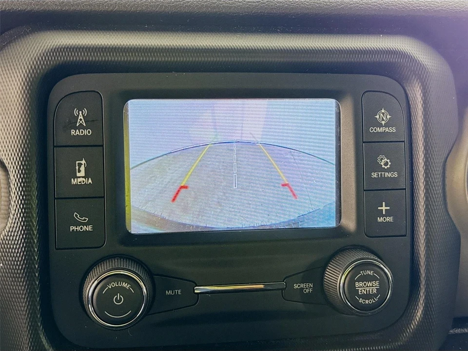 2018 Jeep JL Wrangler - Image 14 of 21