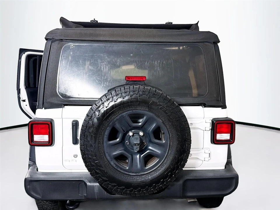 2018 Jeep JL Wrangler - Image 6 of 21