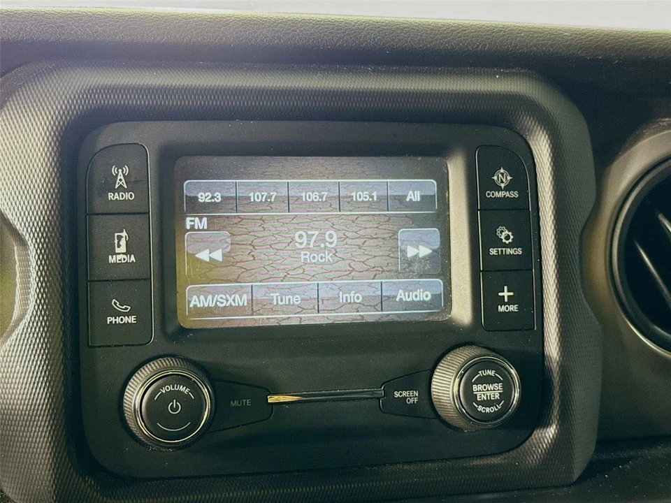 2018 Jeep JL Wrangler - Image 19 of 21