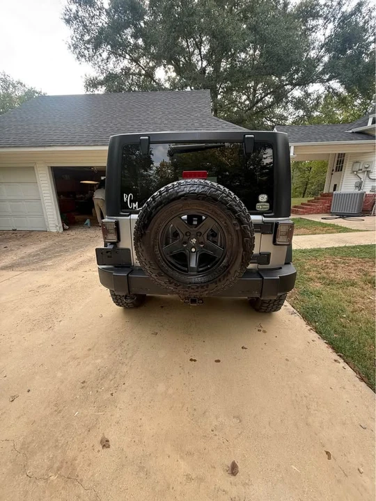 2018 Jeep JK Wrangler - Image 2 of 6