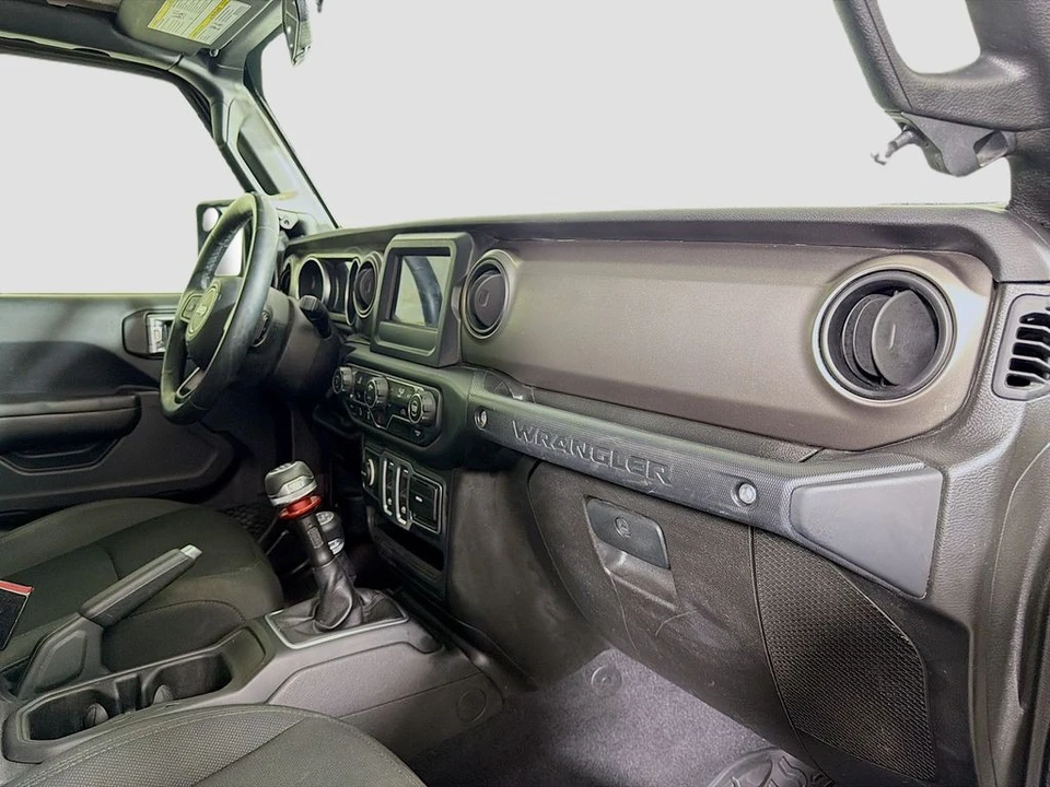 2018 Jeep JK Wrangler - Image 29 of 31
