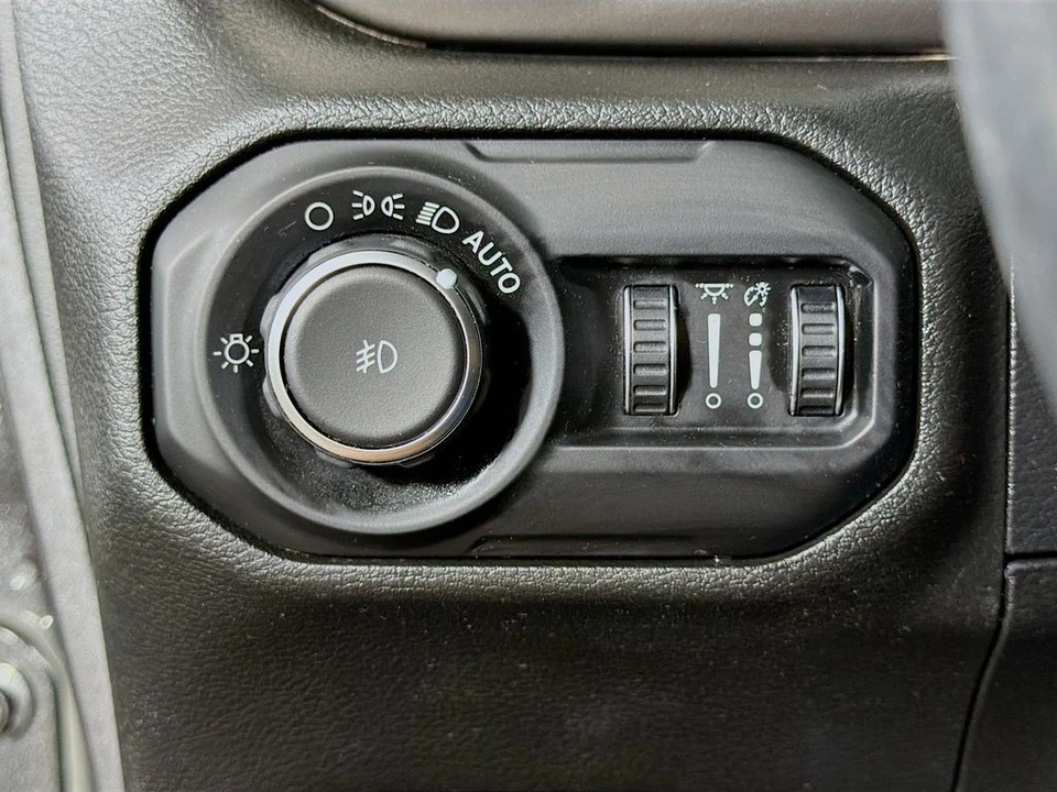 2018 Jeep JK Wrangler - Image 11 of 31