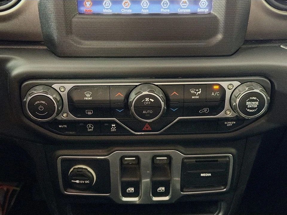 2018 Jeep JK Wrangler - Image 18 of 31