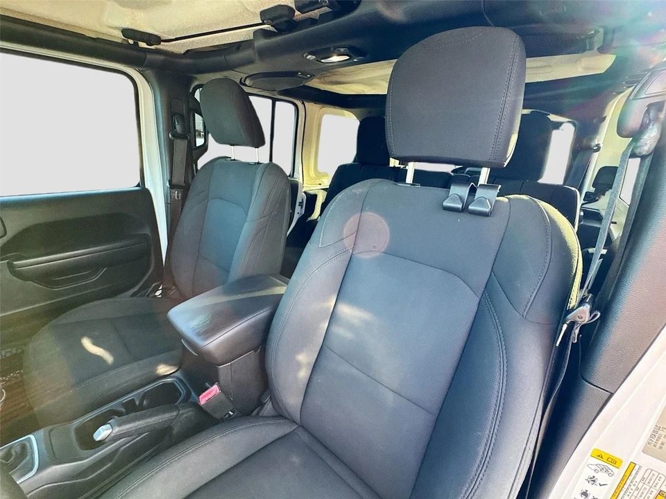 2018 Jeep JL Wrangler - Image 20 of 21