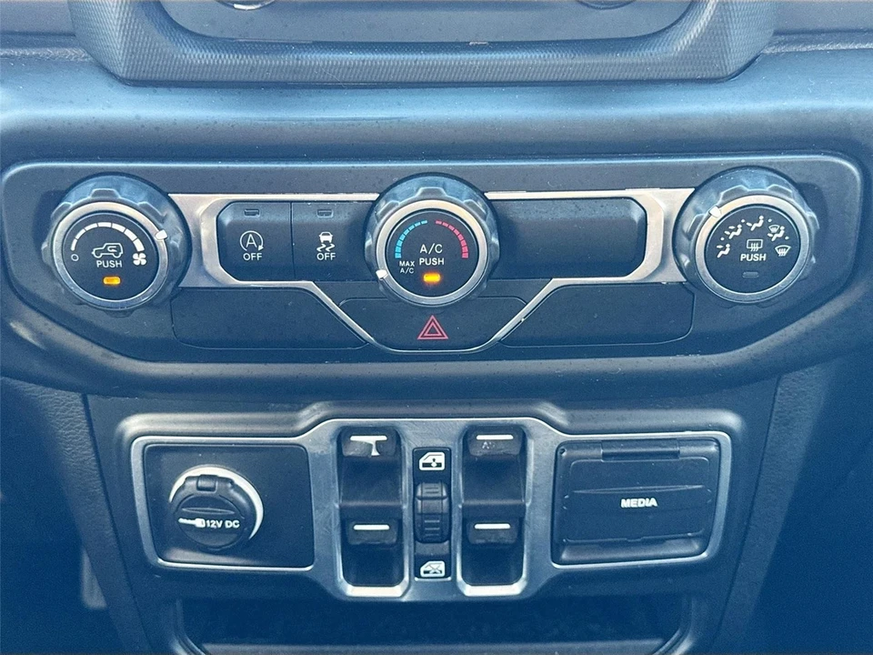 2018 Jeep JL Wrangler - Image 16 of 21