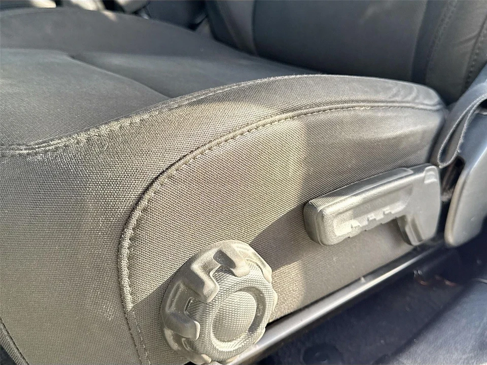 2018 Jeep JL Wrangler - Image 19 of 21
