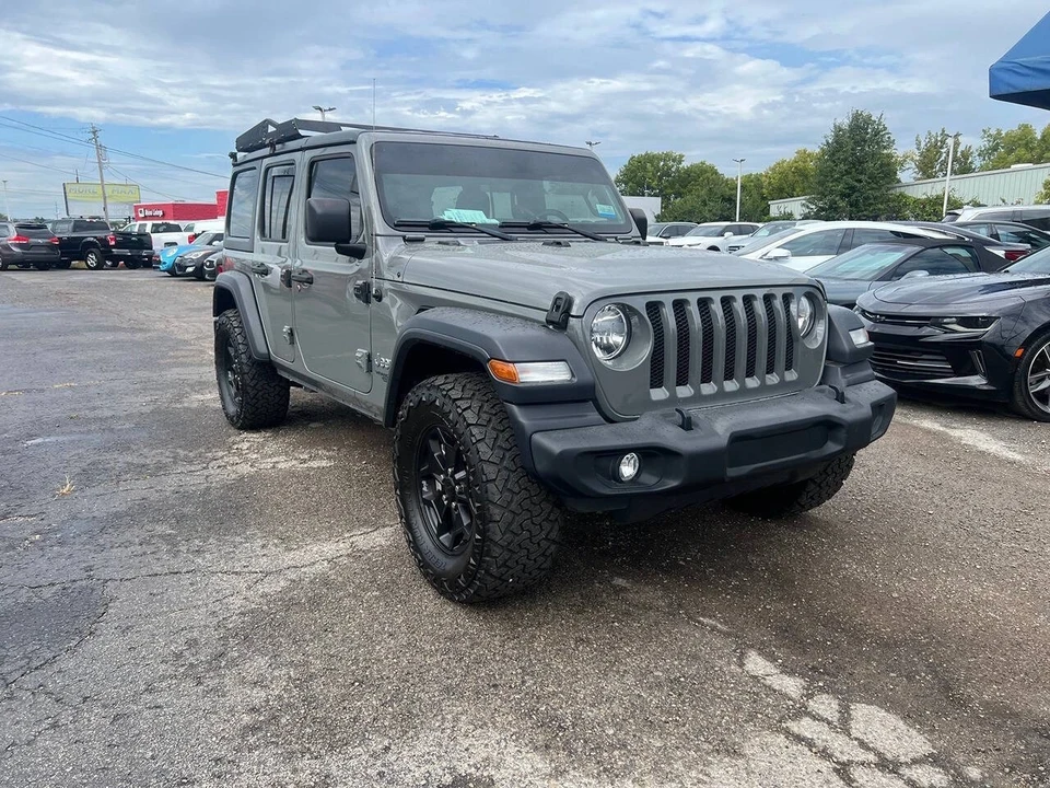 2018 Jeep JL Wrangler - Image 3 of 9