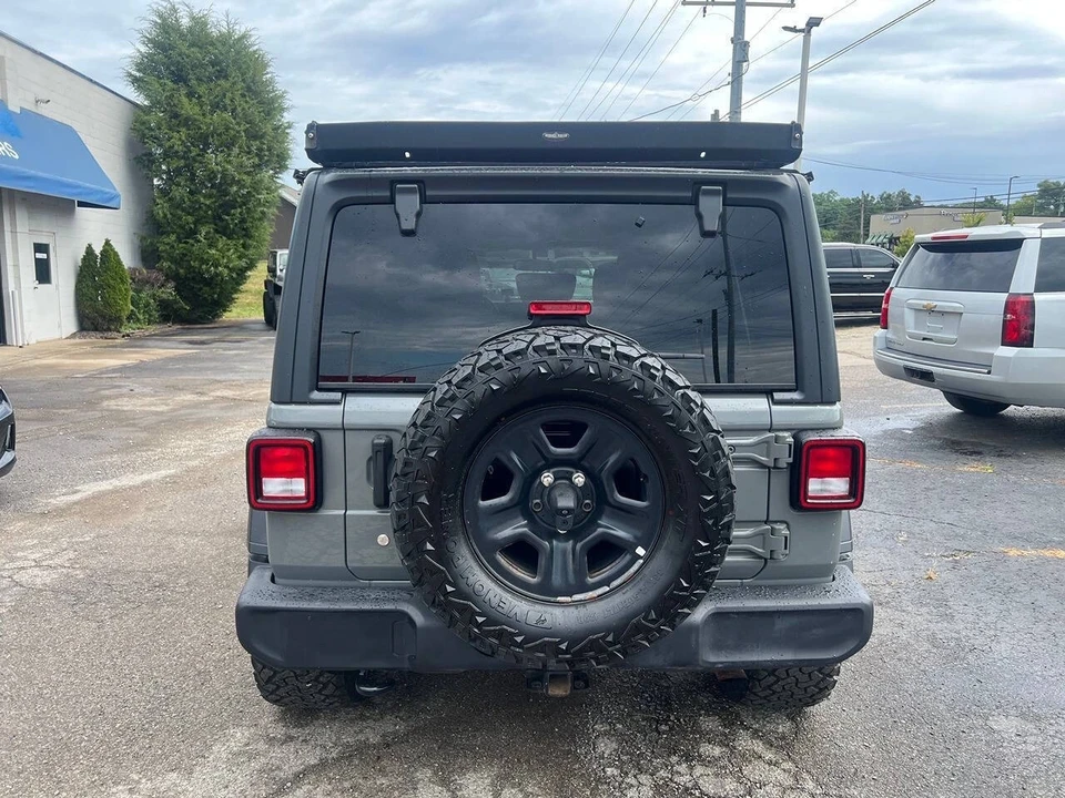 2018 Jeep JL Wrangler - Image 6 of 9
