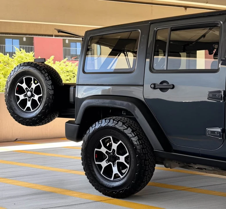 2018 Jeep JK Wrangler - Image 2 of 11