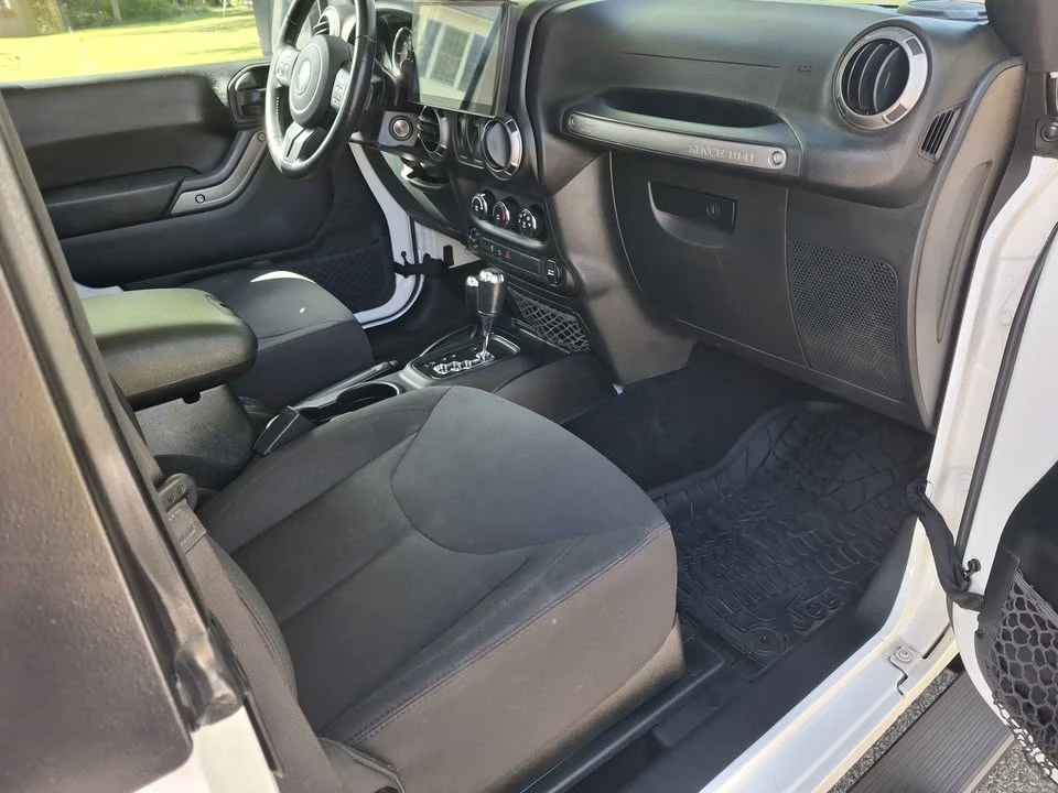 2018 Jeep JK Wrangler - Image 17 of 20
