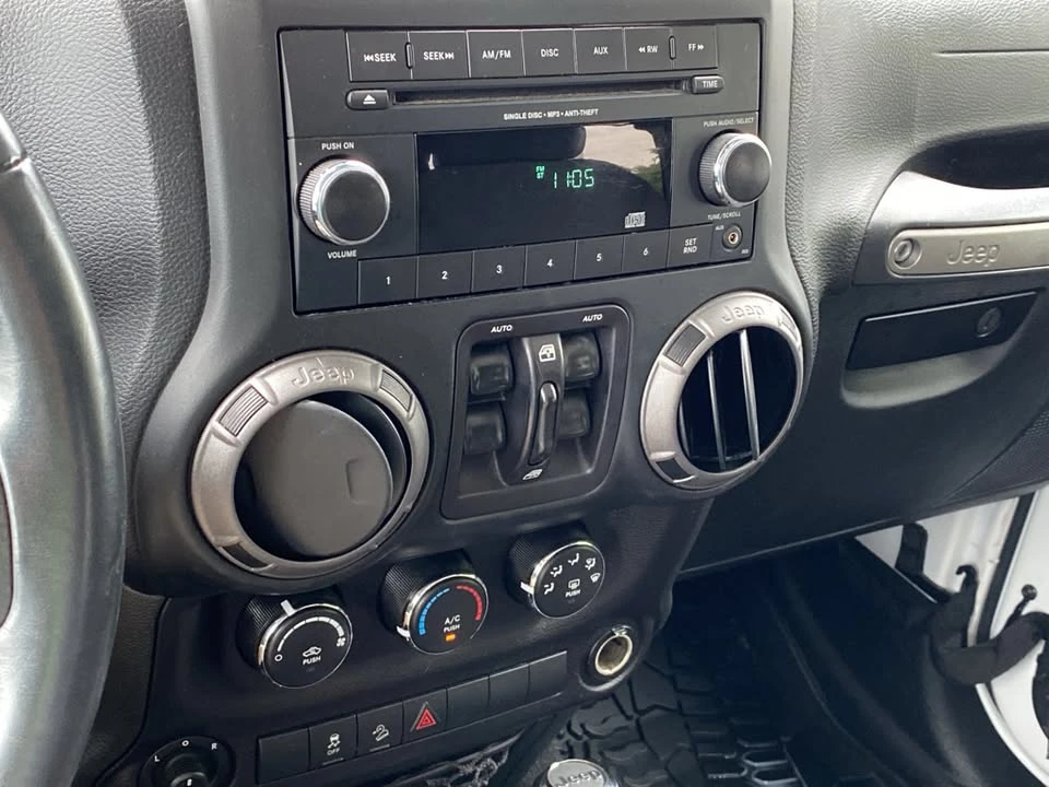 2018 Jeep JK Wrangler - Image 14 of 19