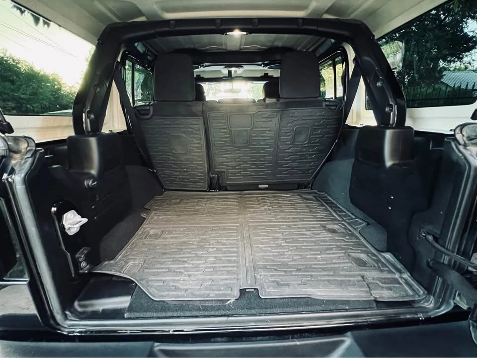 2018 Jeep JK Wrangler - Image 13 of 14