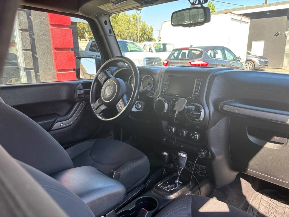 2018 Jeep JK Wrangler - Image 3 of 5