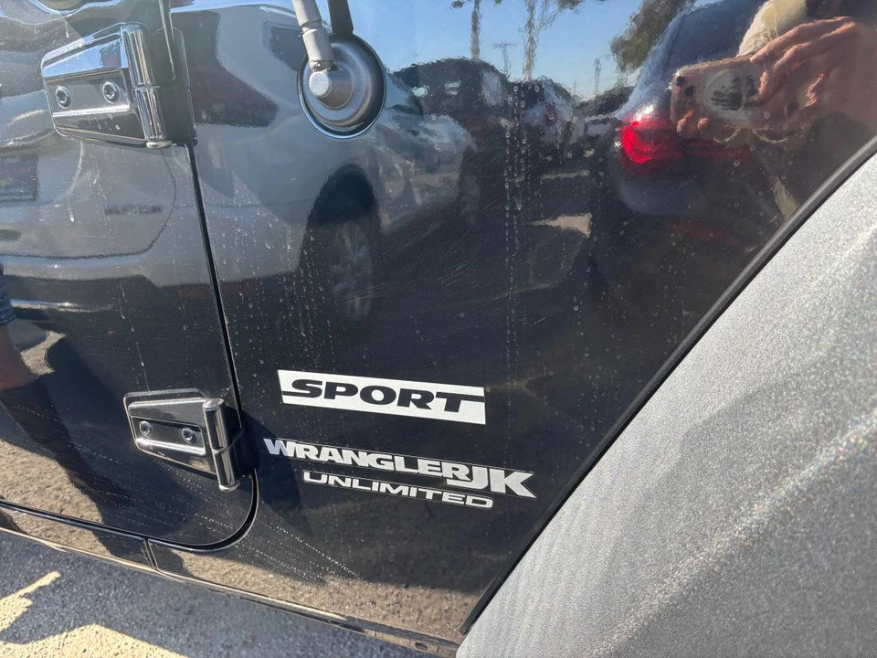 2018 Jeep JK Wrangler - Image 2 of 5