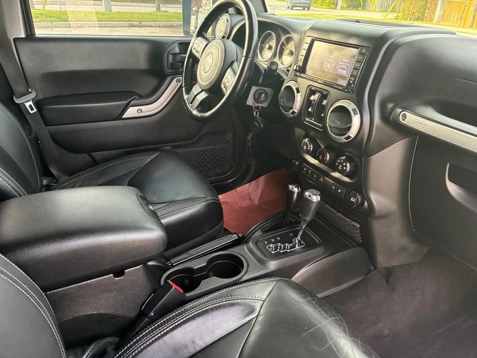 2018 Jeep JL Wrangler - Image 9 of 18