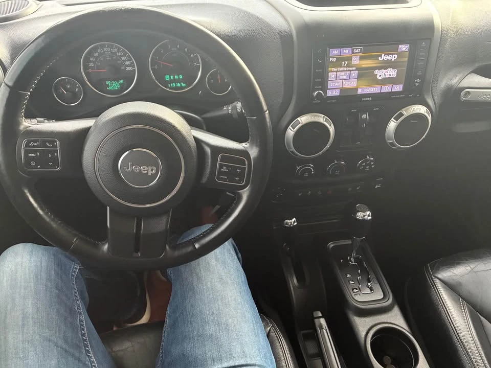 2018 Jeep JL Wrangler - Image 16 of 18