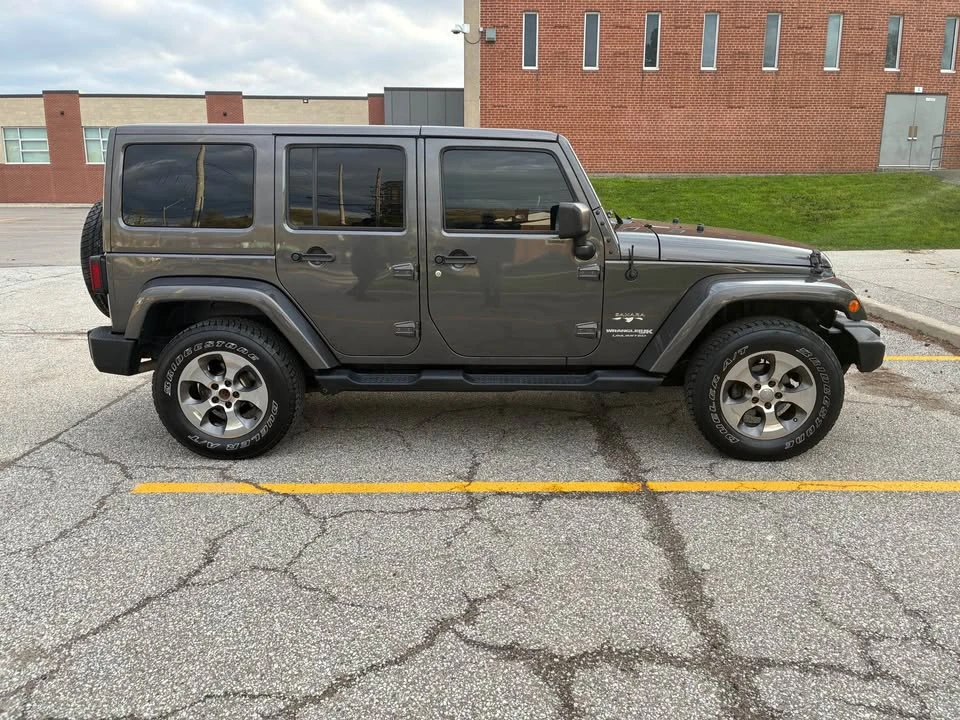 2018 Jeep JL Wrangler - Image 2 of 18