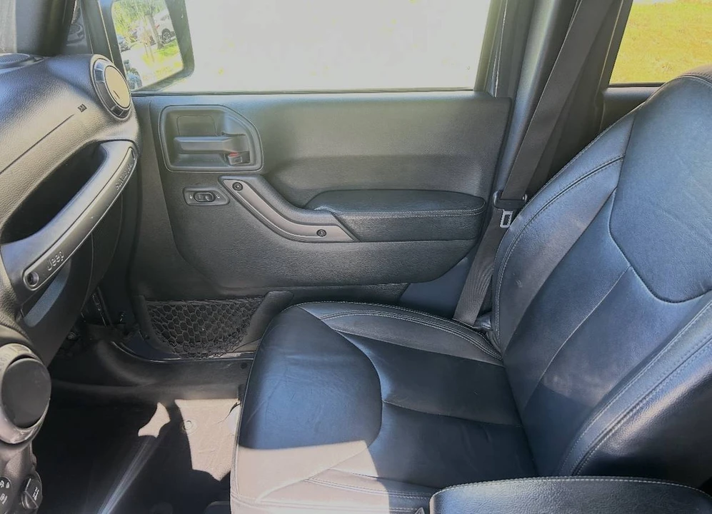 2018 Jeep Wrangler - Image 3 of 11