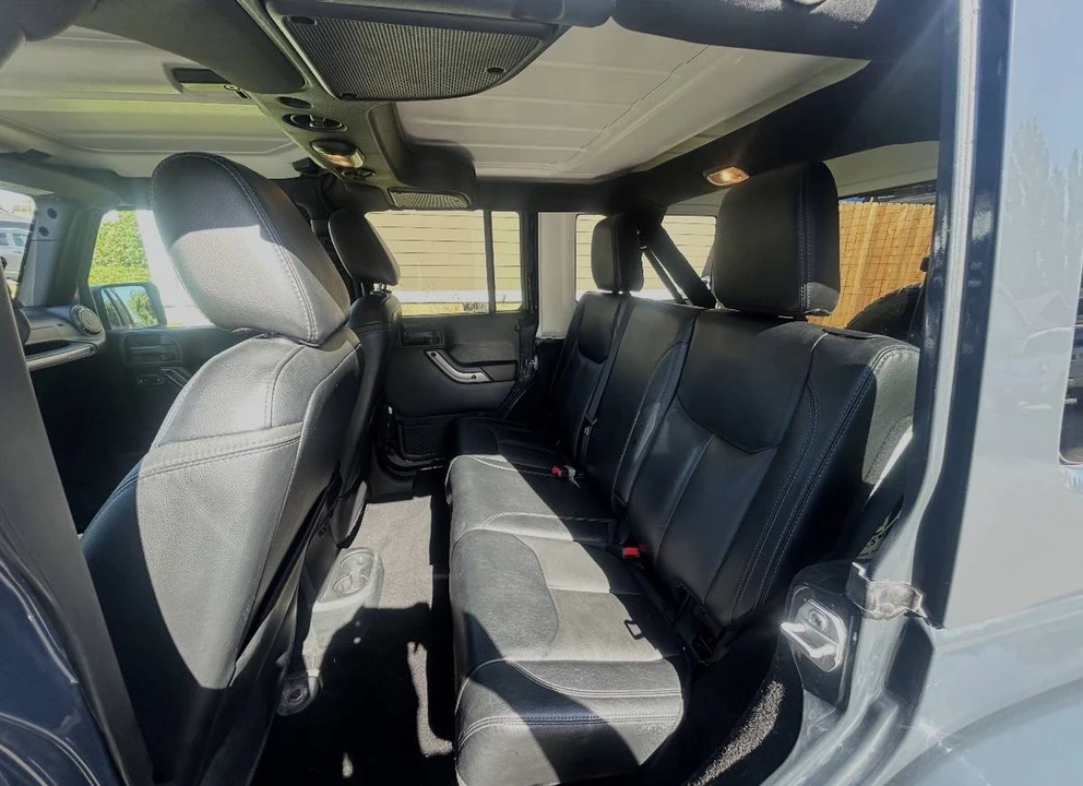 2018 Jeep Wrangler - Image 7 of 11