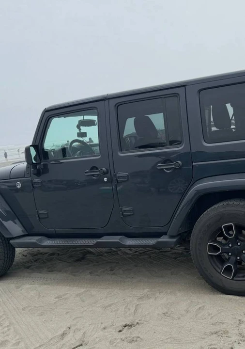 2018 Jeep JK Wrangler - Image 2 of 7