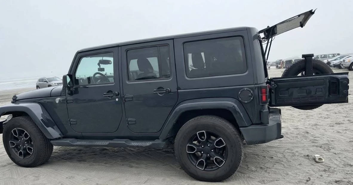 2018 Jeep Wrangler - Image 5 of 11