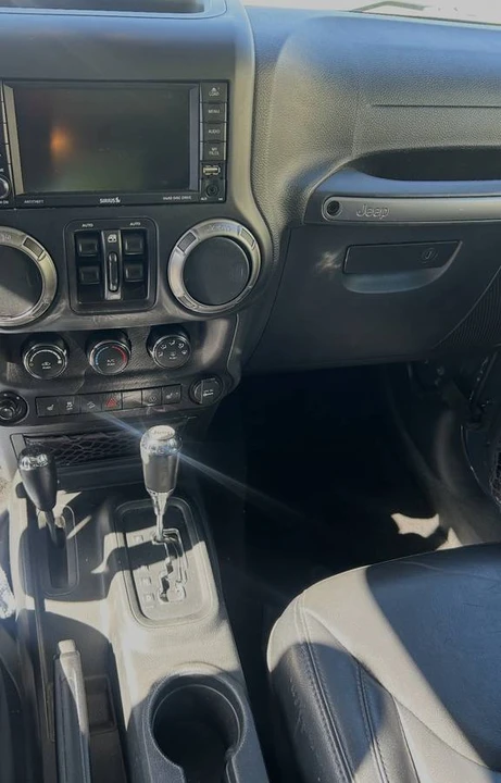 2018 Jeep Wrangler - Image 4 of 11