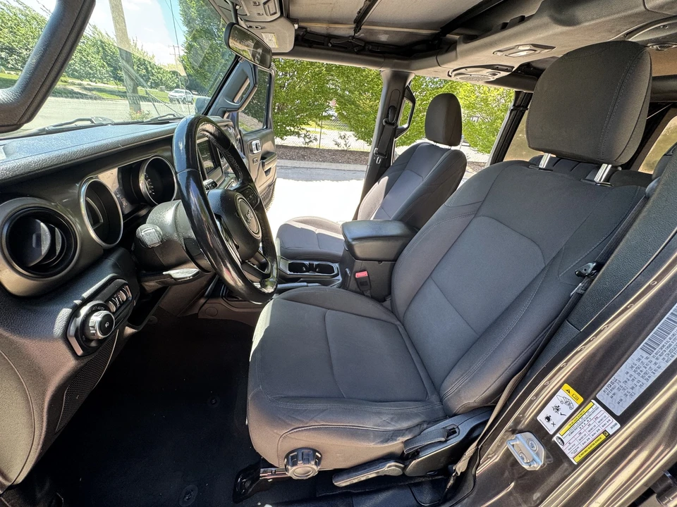 2018 Jeep Wrangler - Image 18 of 31