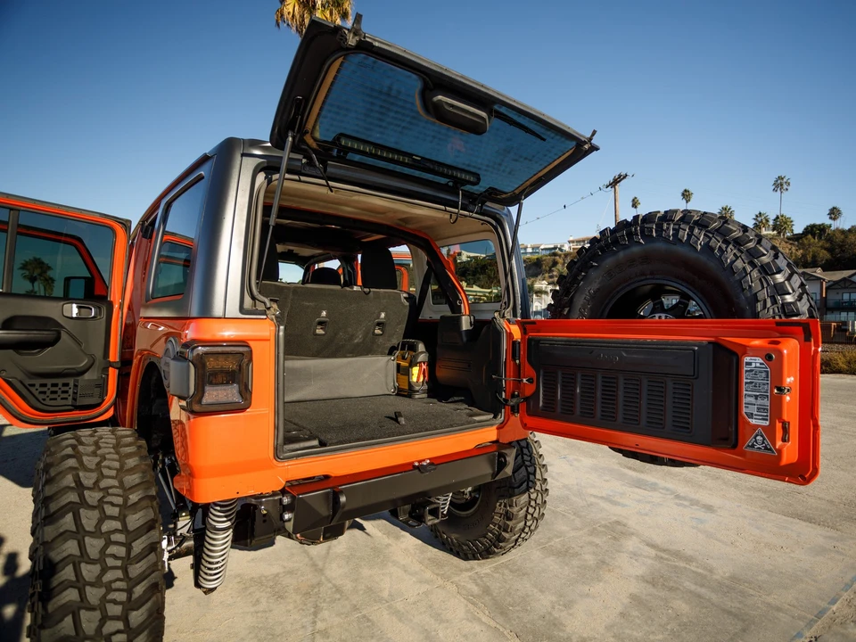 2018 Jeep JL Wrangler - Image 14 of 21