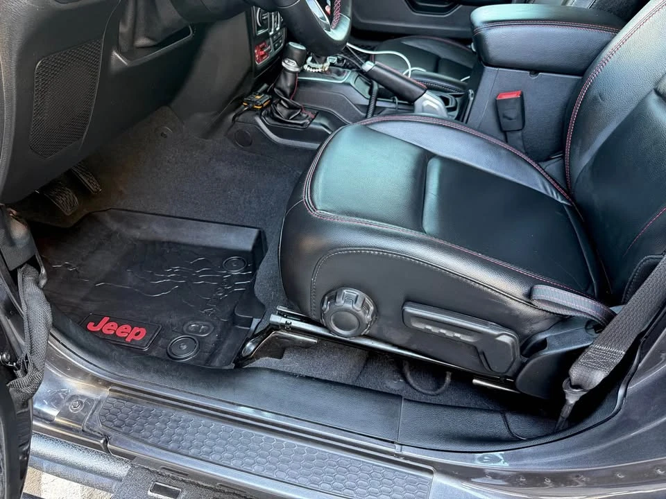 2018 Jeep Wrangler - Image 8 of 20