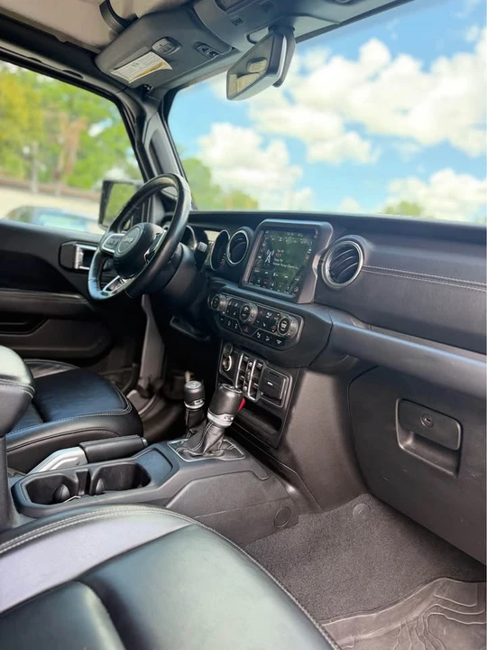 2018 Jeep JL Wrangler - Image 5 of 8