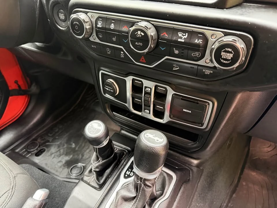 2018 Jeep JK Wrangler - Image 17 of 17