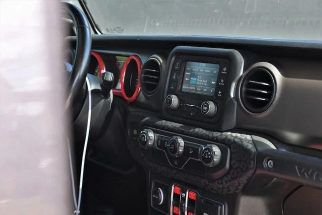 2018 Jeep JL Wrangler - Image 13 of 20