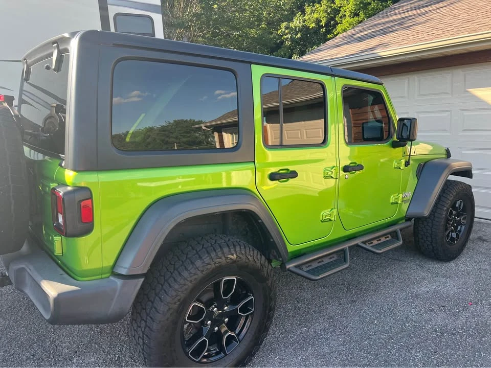 2018 Jeep JL Wrangler - Image 4 of 7