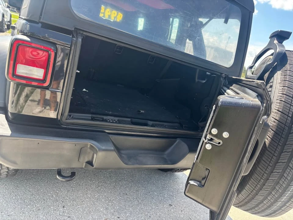 2018 Jeep JK Wrangler - Image 8 of 20