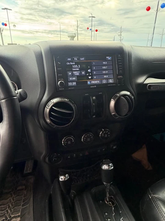 2018 Jeep JK Wrangler - Image 16 of 17