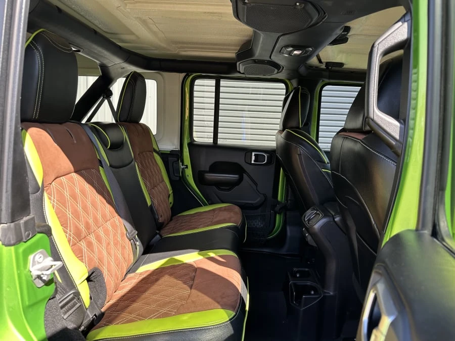 2018 Jeep Wrangler - Image 11 of 17
