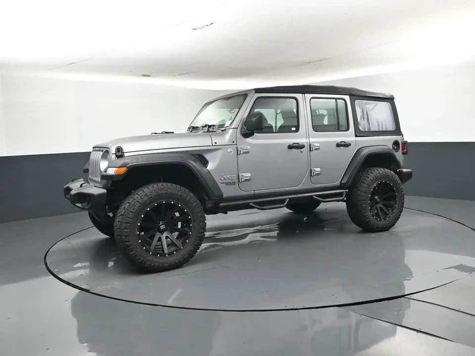 2018 Jeep JK Wrangler - Image 2 of 8