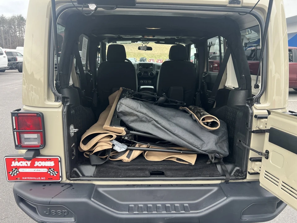 2018 Jeep JK Wrangler - Image 9 of 20