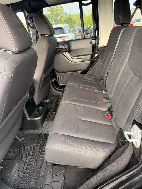 2018 Jeep JK Wrangler - Image 8 of 12