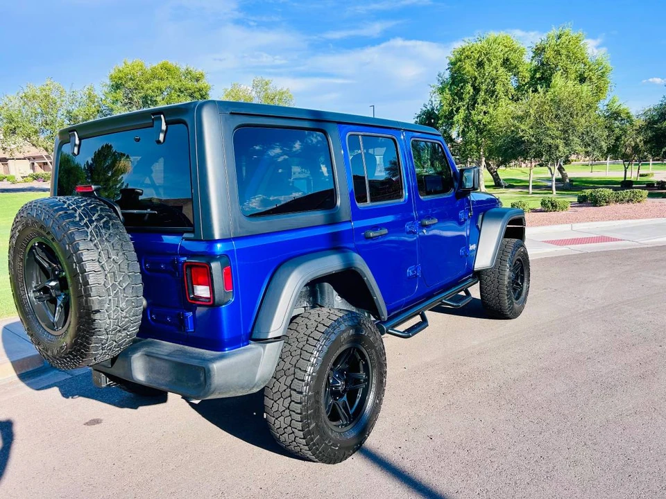 2018 Jeep JL Wrangler - Image 6 of 24