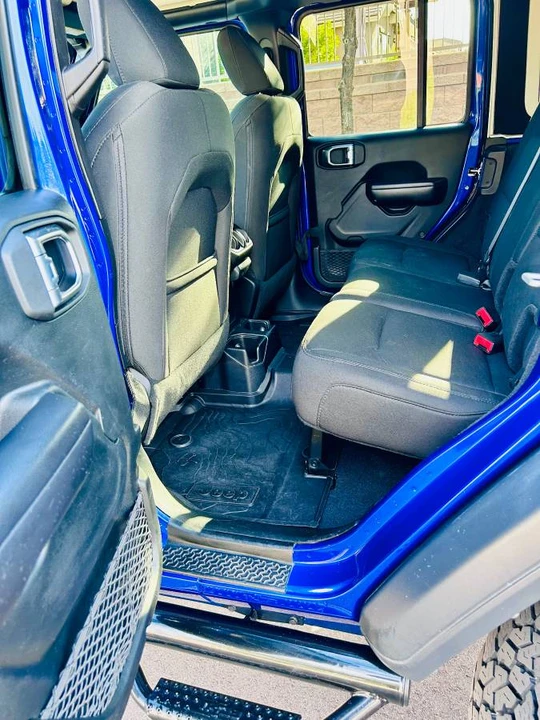 2018 Jeep JL Wrangler - Image 17 of 24